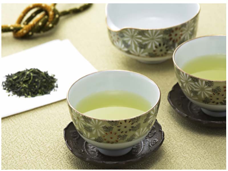 Большие чайные чашки – отличный подарок!