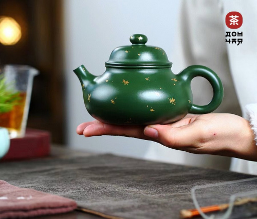 Авторский Исинский Чайник "Зеленая глина с позолотой", SHQ #716, 320мл.