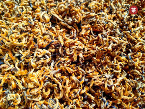 Золото Фэнцина «Медовая Мелодия» HQ 