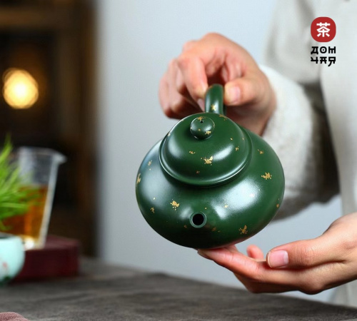 Авторский Исинский Чайник "Зеленая глина с позолотой", SHQ #716, 320мл.