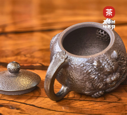 Чайник 185мл "Король Лев", цзяньшуйская керамика, 3D резьба, дровяной обжиг