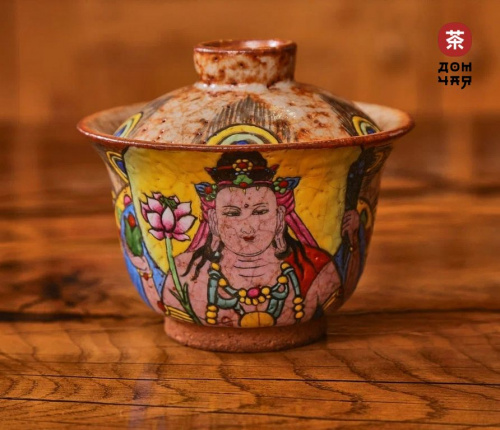 Гайвань Цзиньдэчжэнь "Хуан Гуаньинь" , ручная роспись,150 мл.