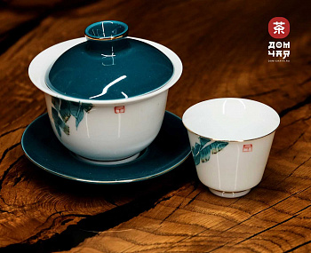 Гайвань "Листок" Тонкостенный Фарфор, ручная роспись, 140 мл.