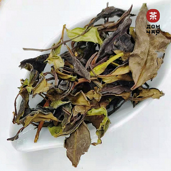 Вулканический Белый Чай «Изумрудное Сердце»