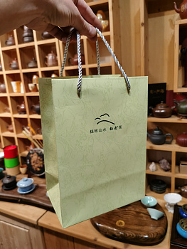 Подарочный пакет "салатовый"