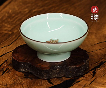 Пиала на ножке «Кленовый Лист», Фарфор Селадон 70 мл