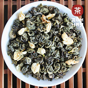 Моли Хуа Люй Ча «с лепестками жасмина»