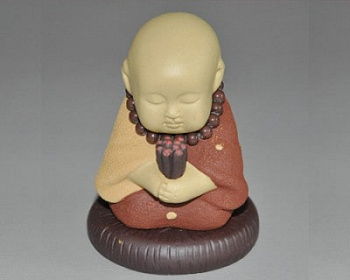 Фигурка #1 «Мальчик Монах»