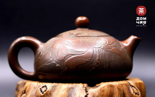Авторский Чайник из Гуанси "Лотос" #235, 80мл