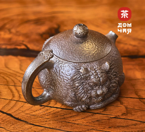 Чайник 185мл "Король Лев", цзяньшуйская керамика, 3D резьба, дровяной обжиг