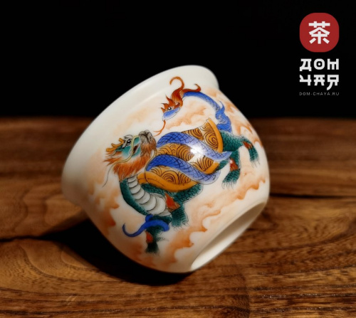 Пиала "Дракон -Черепаха", Цзиньдэчжэньский фарфор, ручная роспись, 100 мл.