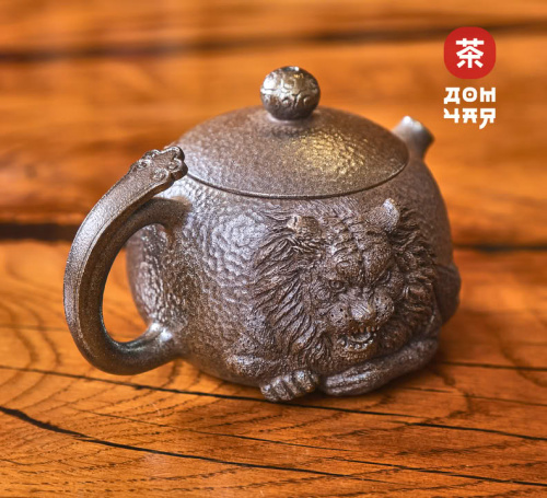Чайник 185мл "Король Лев", цзяньшуйская керамика, 3D резьба, дровяной обжиг