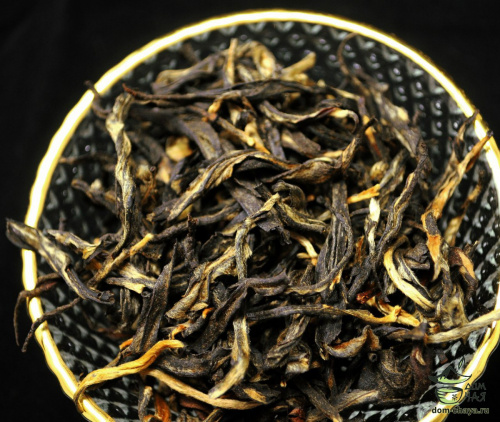 Дянь Хун Гушу «с 200 летних деревьев»