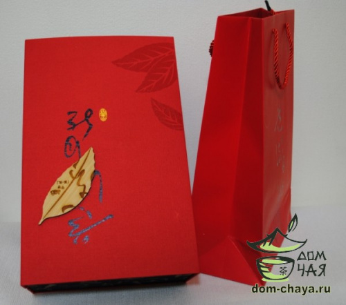 Подарочная коробка, красная (коробка, пакет, 2 баночки)