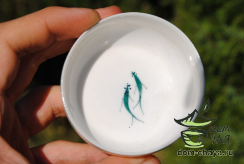 Пиала ручной росписи «Лотос, рыбки» t11