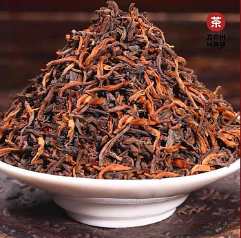 Юндэ Цзинь Чжень «Золотая Почка»