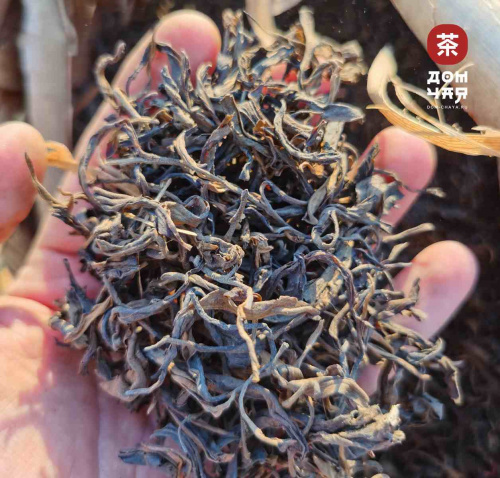 Тайский Шэн Пуэр гора Вави, выдержанный в корзинах