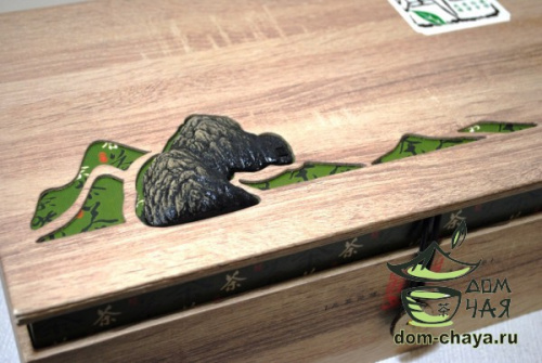 Подарочная коробка из дерева, с 2 фарфоровыми чайницами